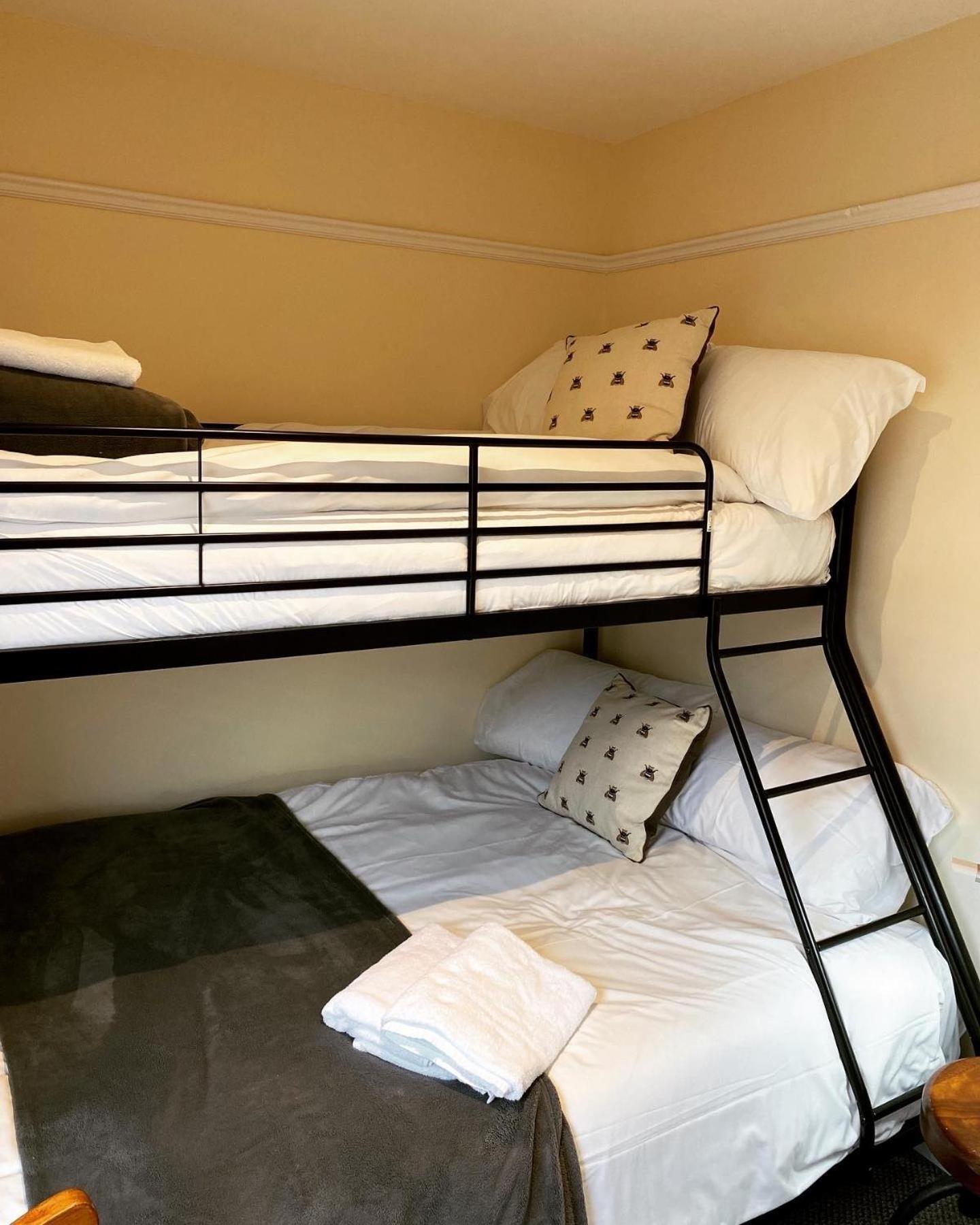 Hotel Pier 36 Donaghadee Habitación foto